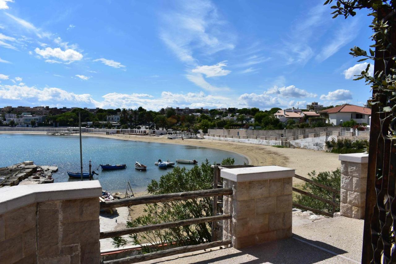 Golden Bay Acomodação com café da manhã Trani Exterior foto