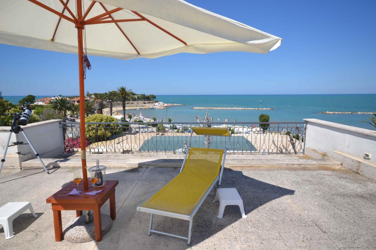Golden Bay Acomodação com café da manhã Trani Exterior foto